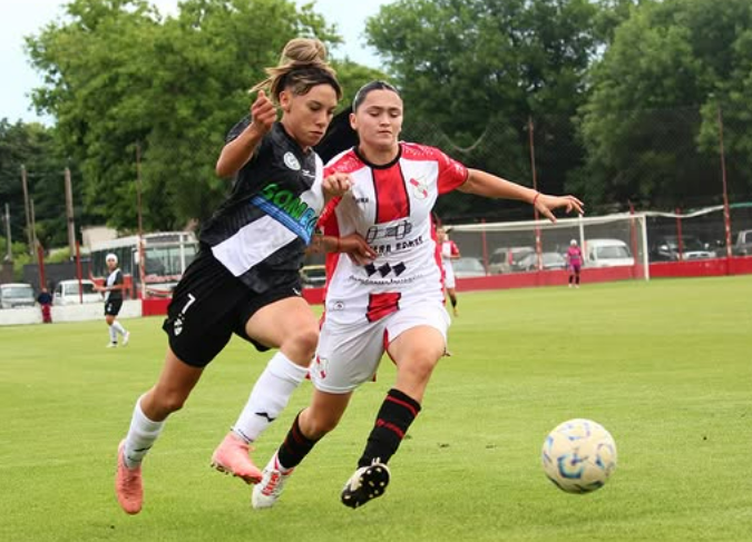 Final de ida del Torneo de la Primera C, con un resultado a favor de Lujan por 3-1. (Foto: @clubdeportivosomra)