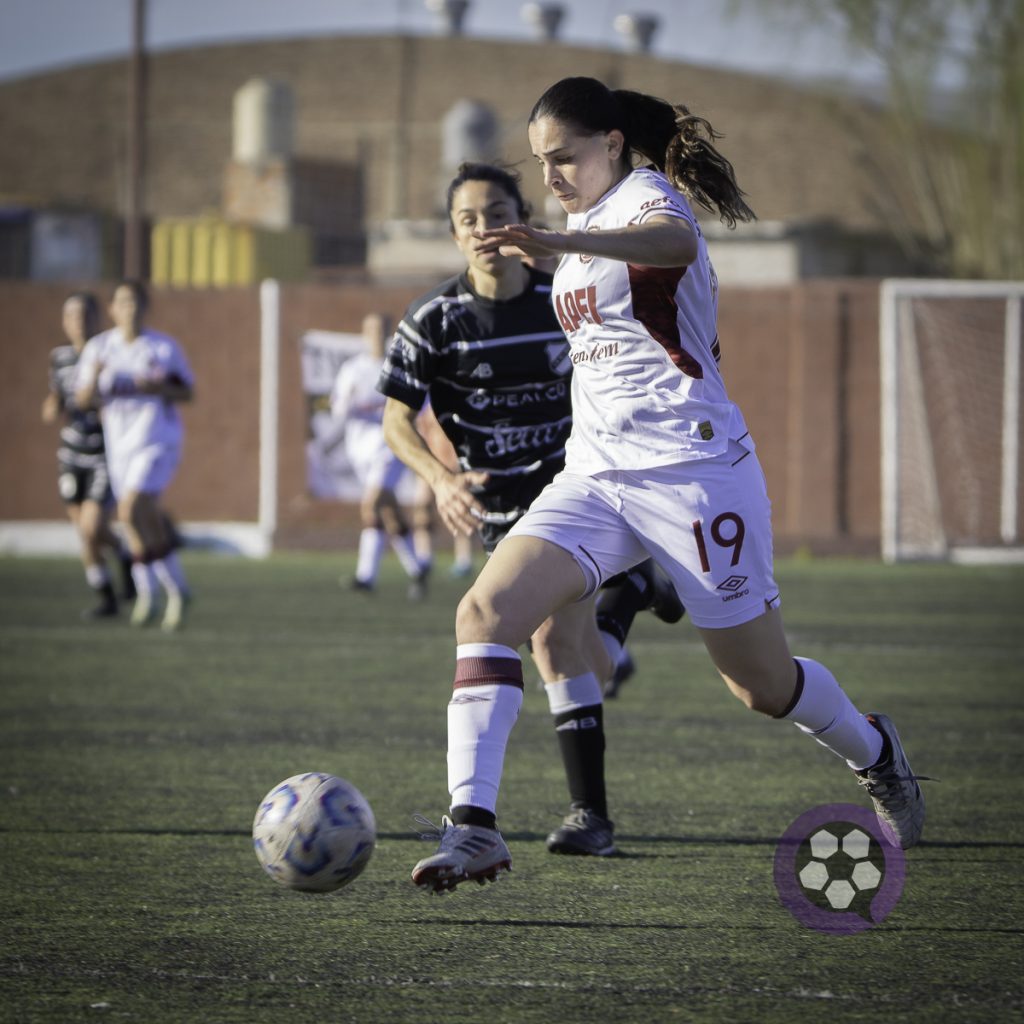 Lanús es uno de los animadores del Torneo de la Primera B Femenina 2025. (Foto: Juane Cannataro para FutFemGol)