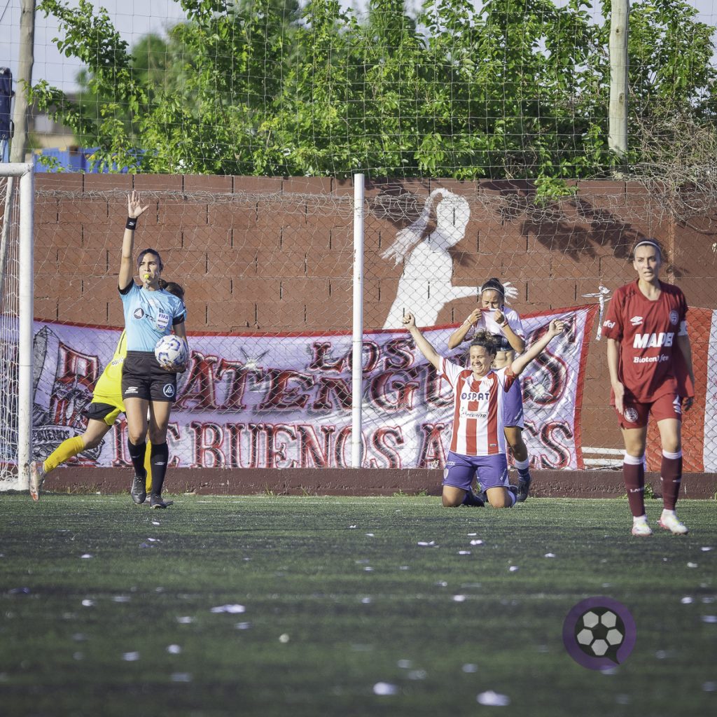 Unión se consagró campeón del Torneo de la Primera B y obtuvo el ascenso a la máxima categoría. (Foto: Juane Cannataro para FutFemGol)