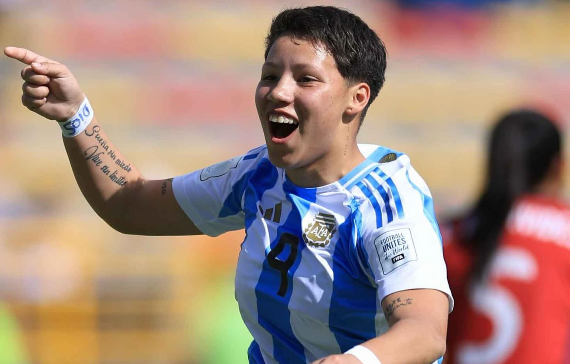 Un golazo de Kishi Núñez con la Selección fue nominado al Premio Marta