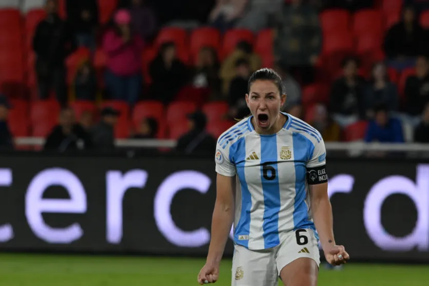El festejo de Cometti tras convertir ante Uruguay por el tercer puesto de la Copa América 2025. (Foto: AFA)