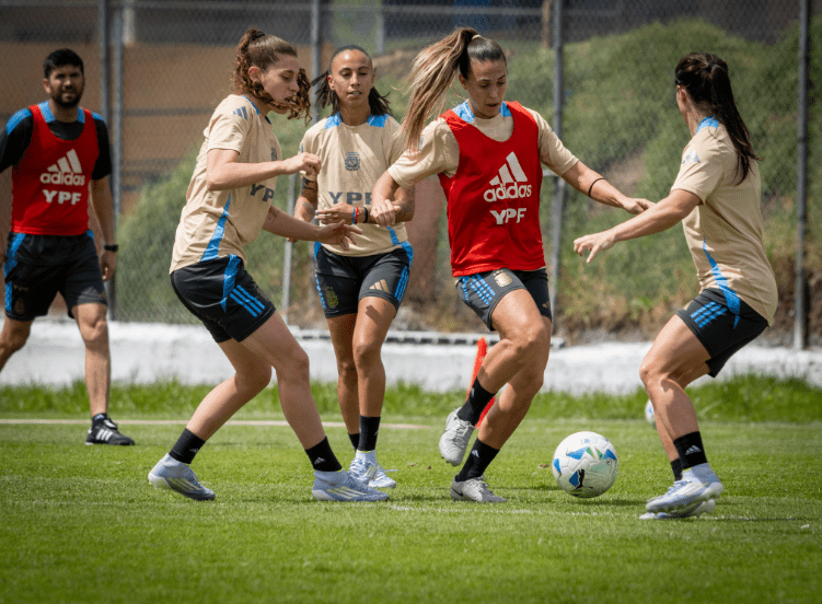 Argentina enfrenta a Ecuador, por la Copa América 2025: hora y dónde ver